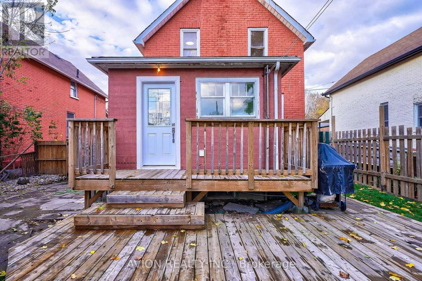 121 STACEY AVENUE
