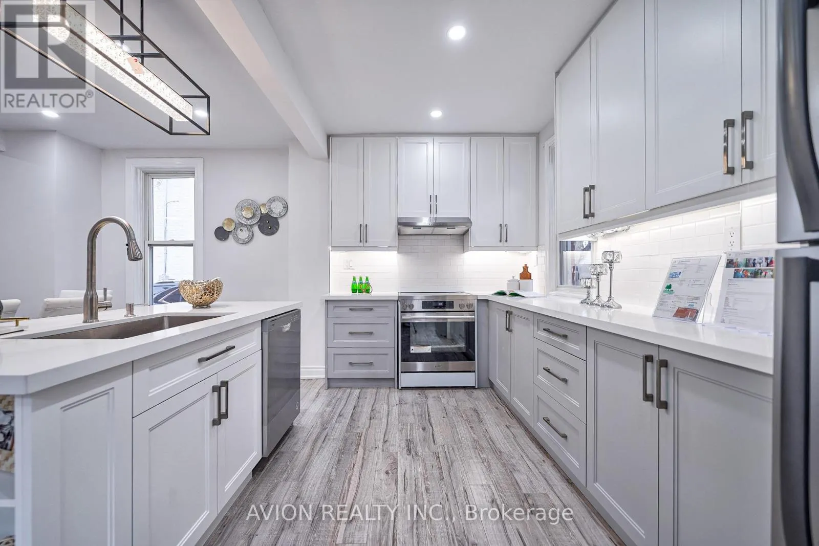 121 STACEY AVENUE