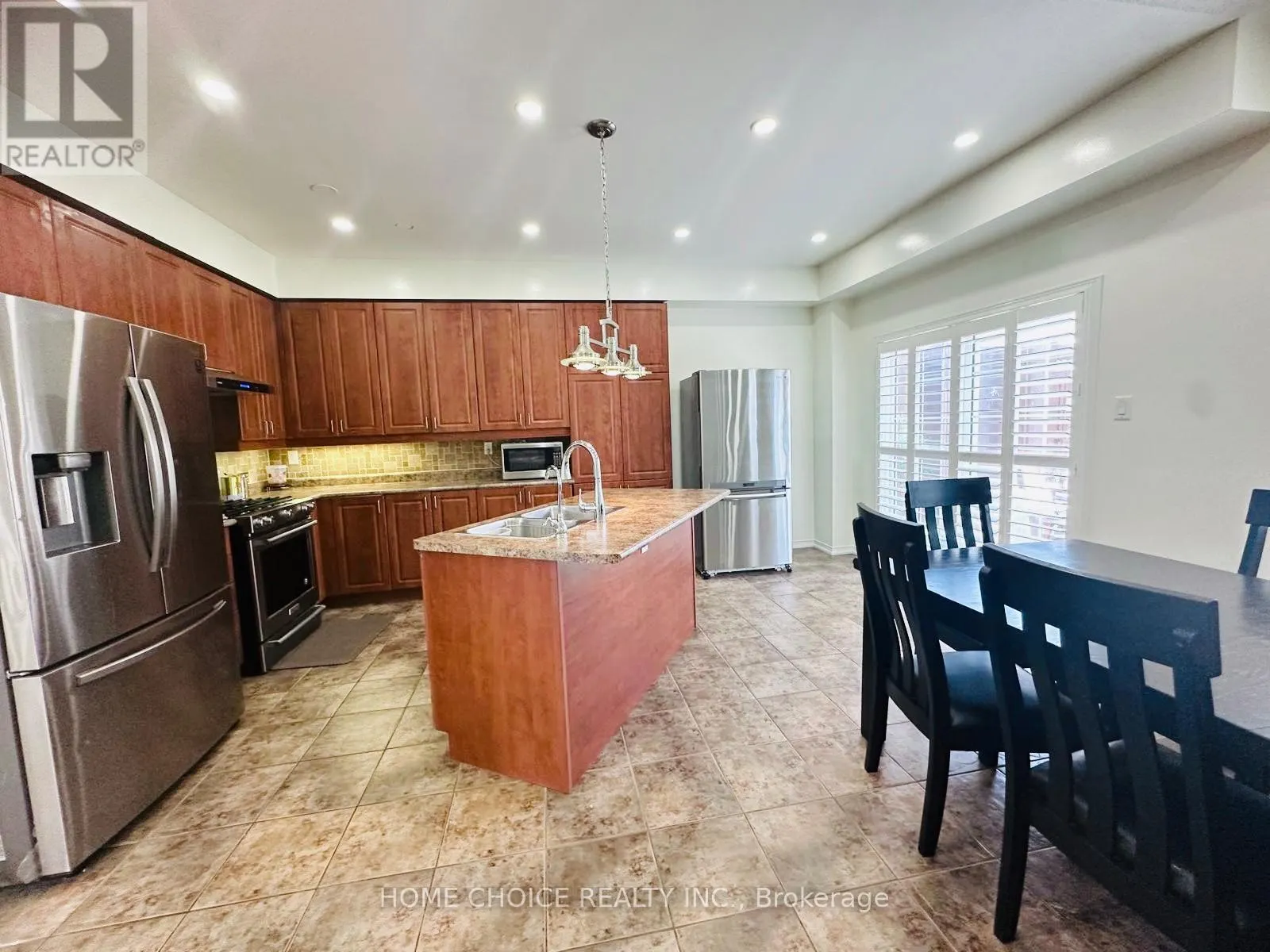 1773 BADGLEY DR DRIVE