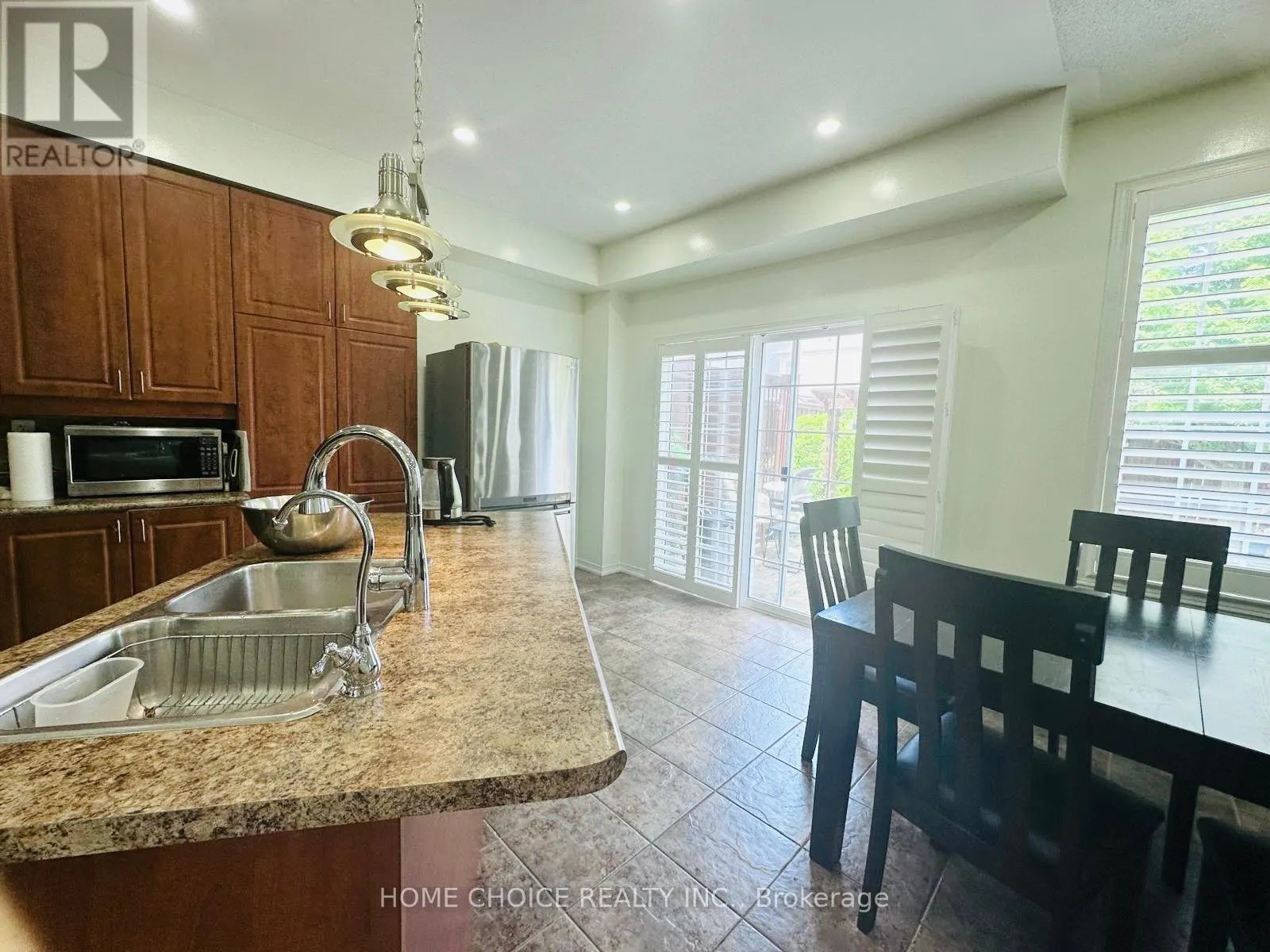1773 BADGLEY DR DRIVE