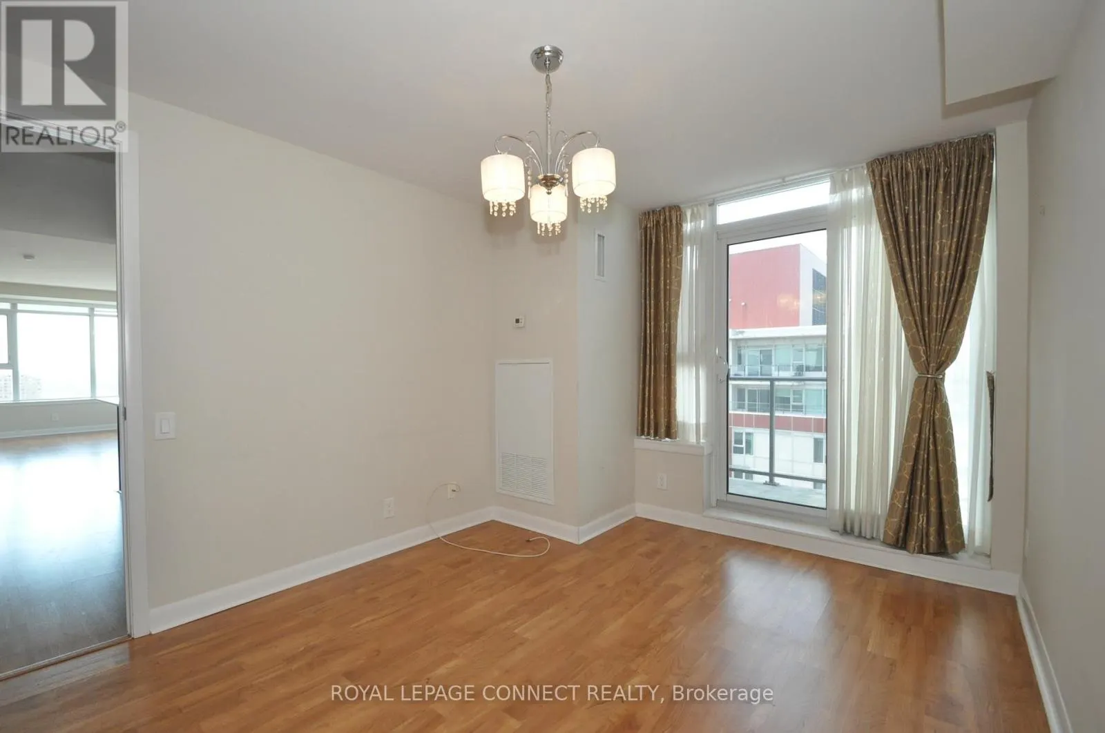 3607UPH - 190 BOROUGH DRIVE