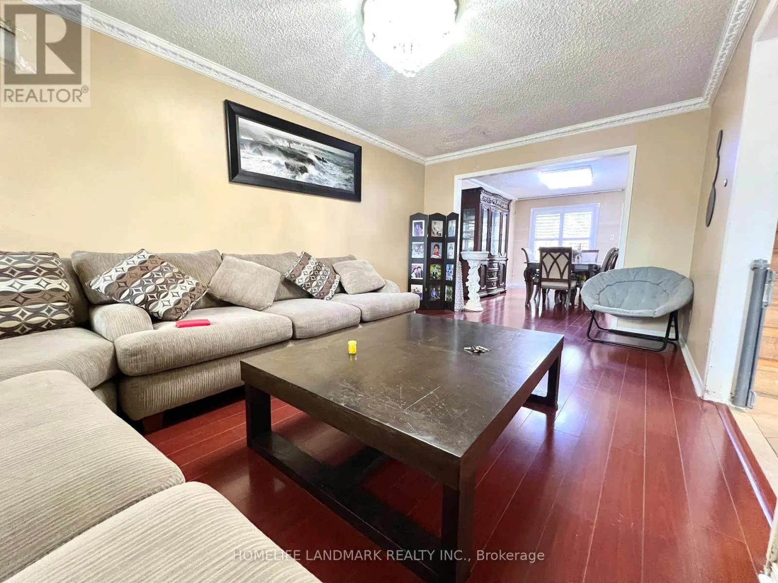 327 GOLDHAWK TRAIL