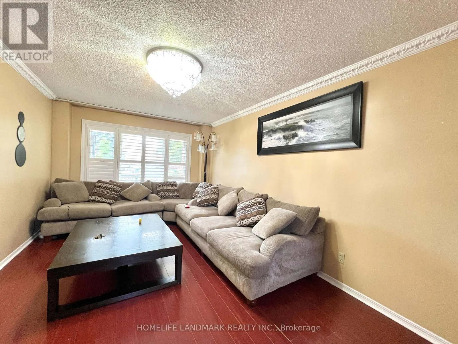 327 GOLDHAWK TRAIL