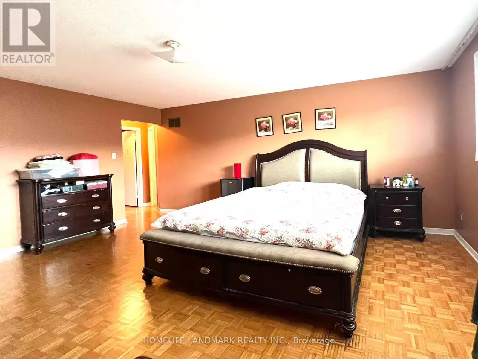327 GOLDHAWK TRAIL