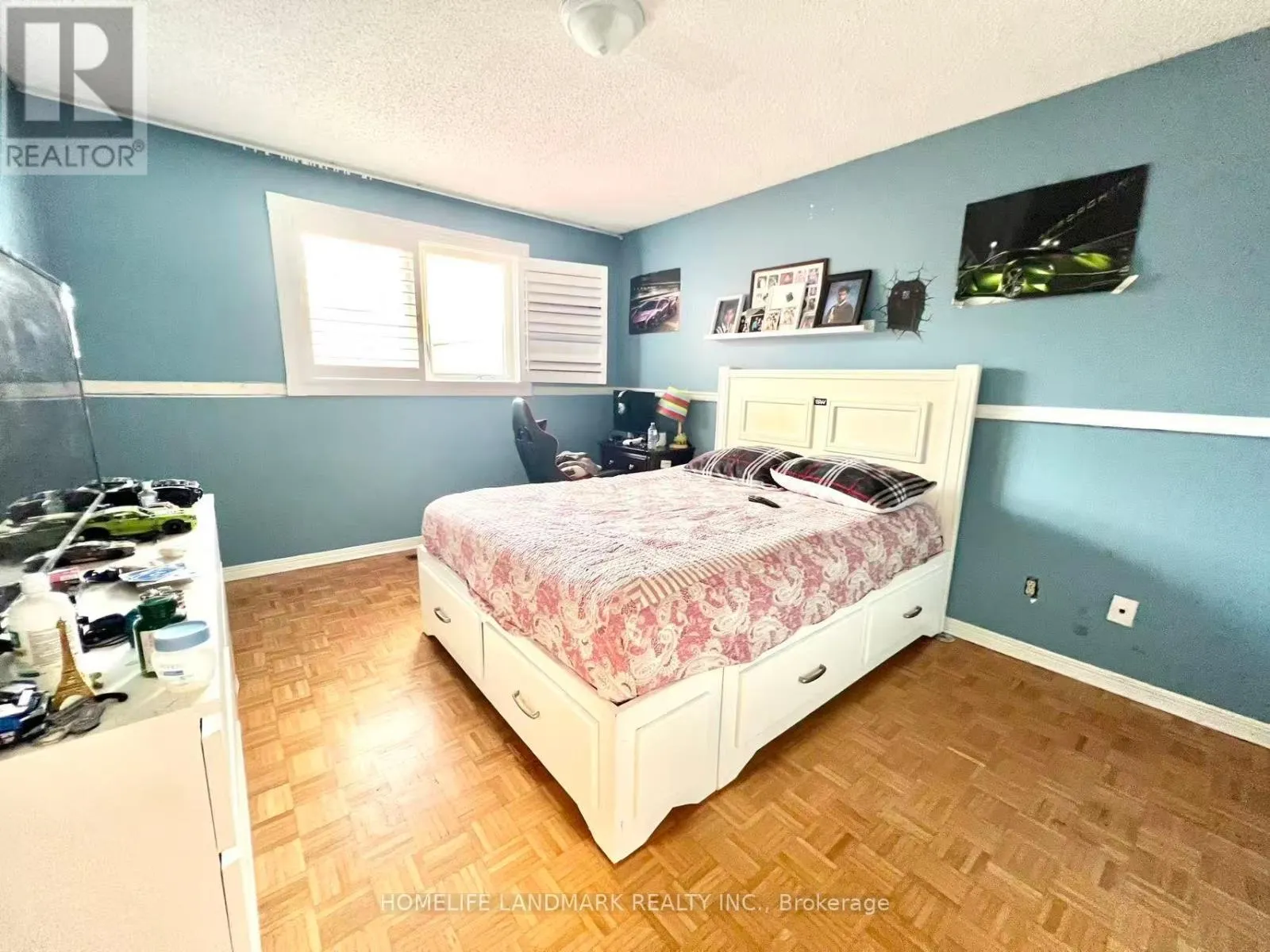 327 GOLDHAWK TRAIL