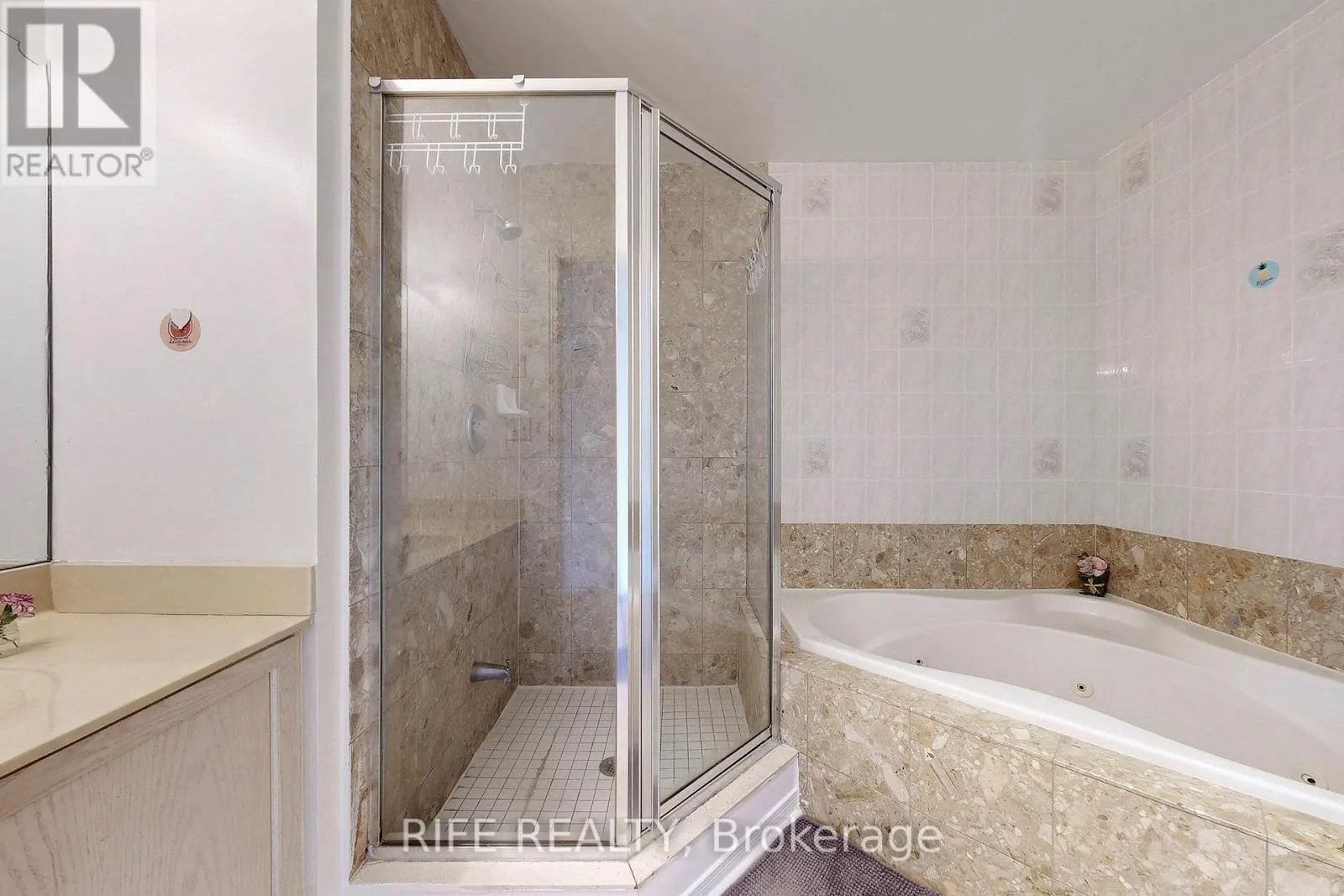 703 - 28 ROSEBANK DRIVE
