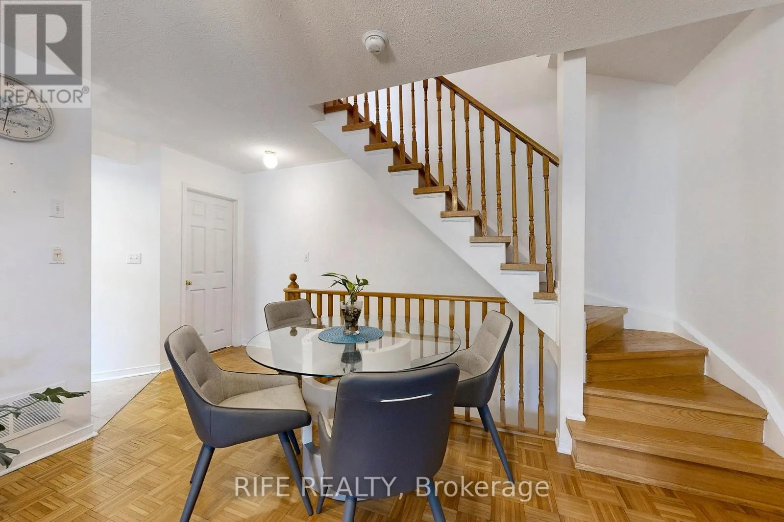 703 - 28 ROSEBANK DRIVE