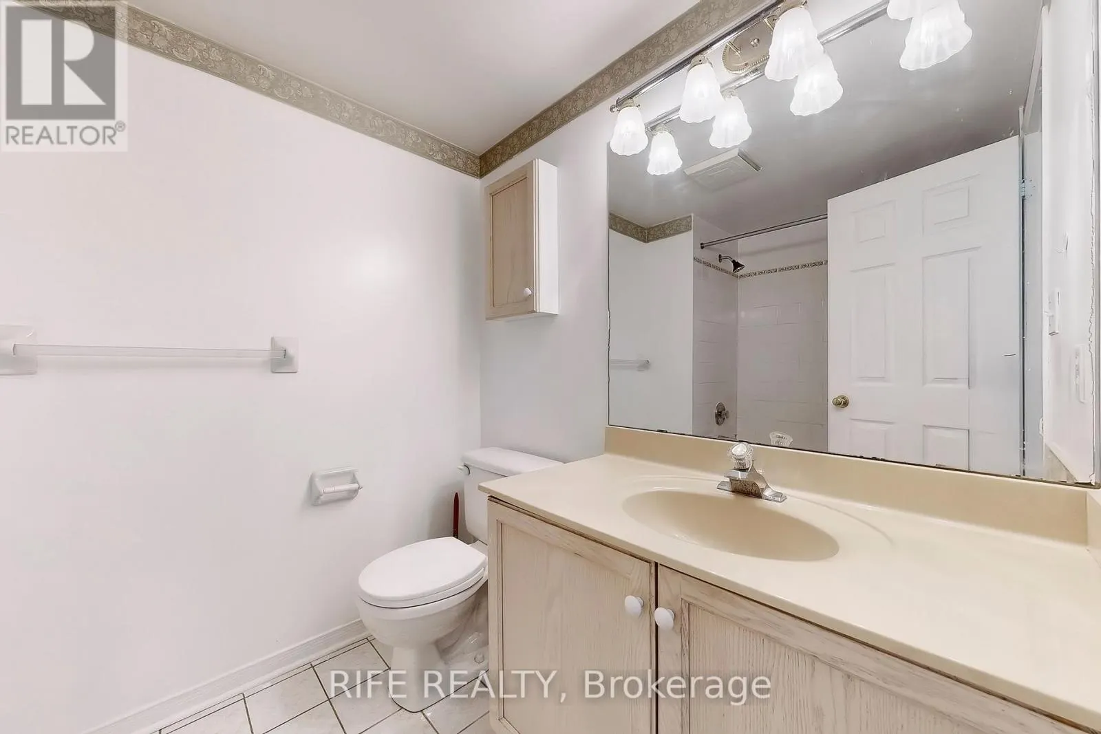 703 - 28 ROSEBANK DRIVE