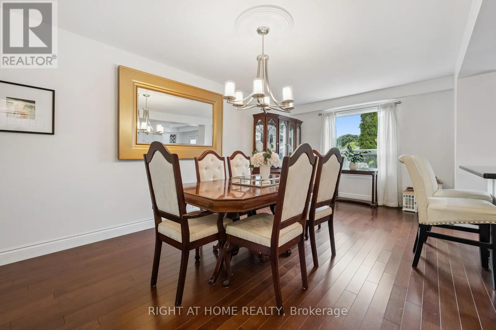 41 YORKVILLE DRIVE