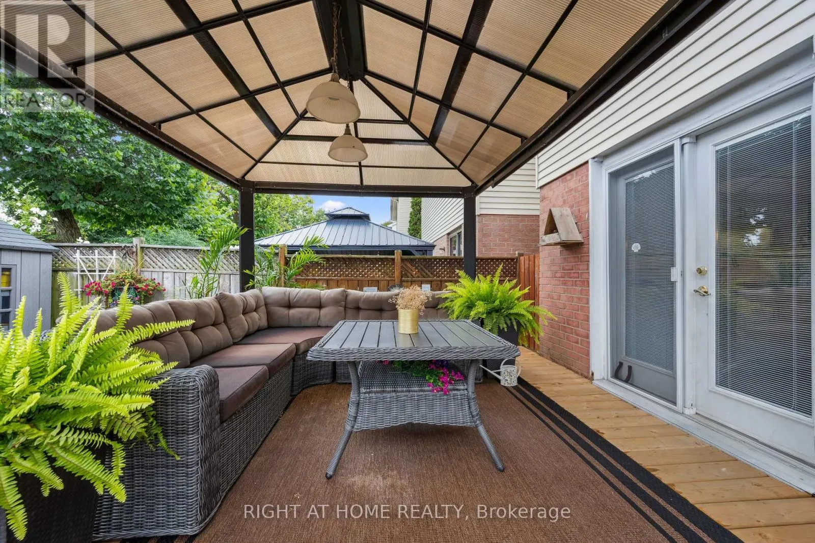 41 YORKVILLE DRIVE