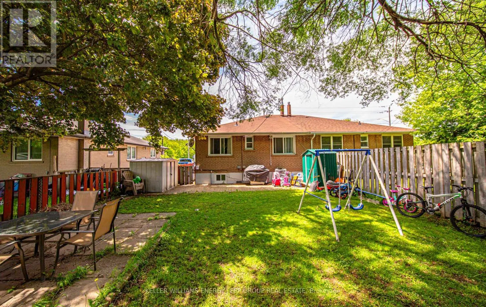 119 & 121 LUPIN DRIVE