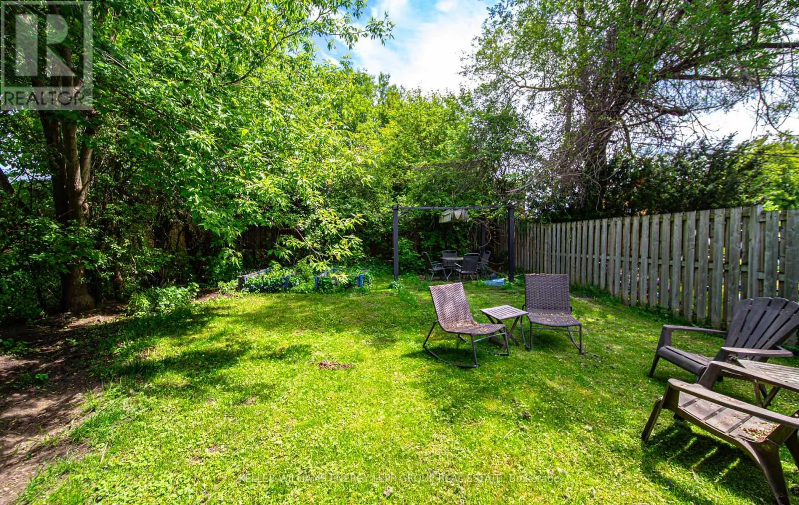 119 & 121 LUPIN DRIVE