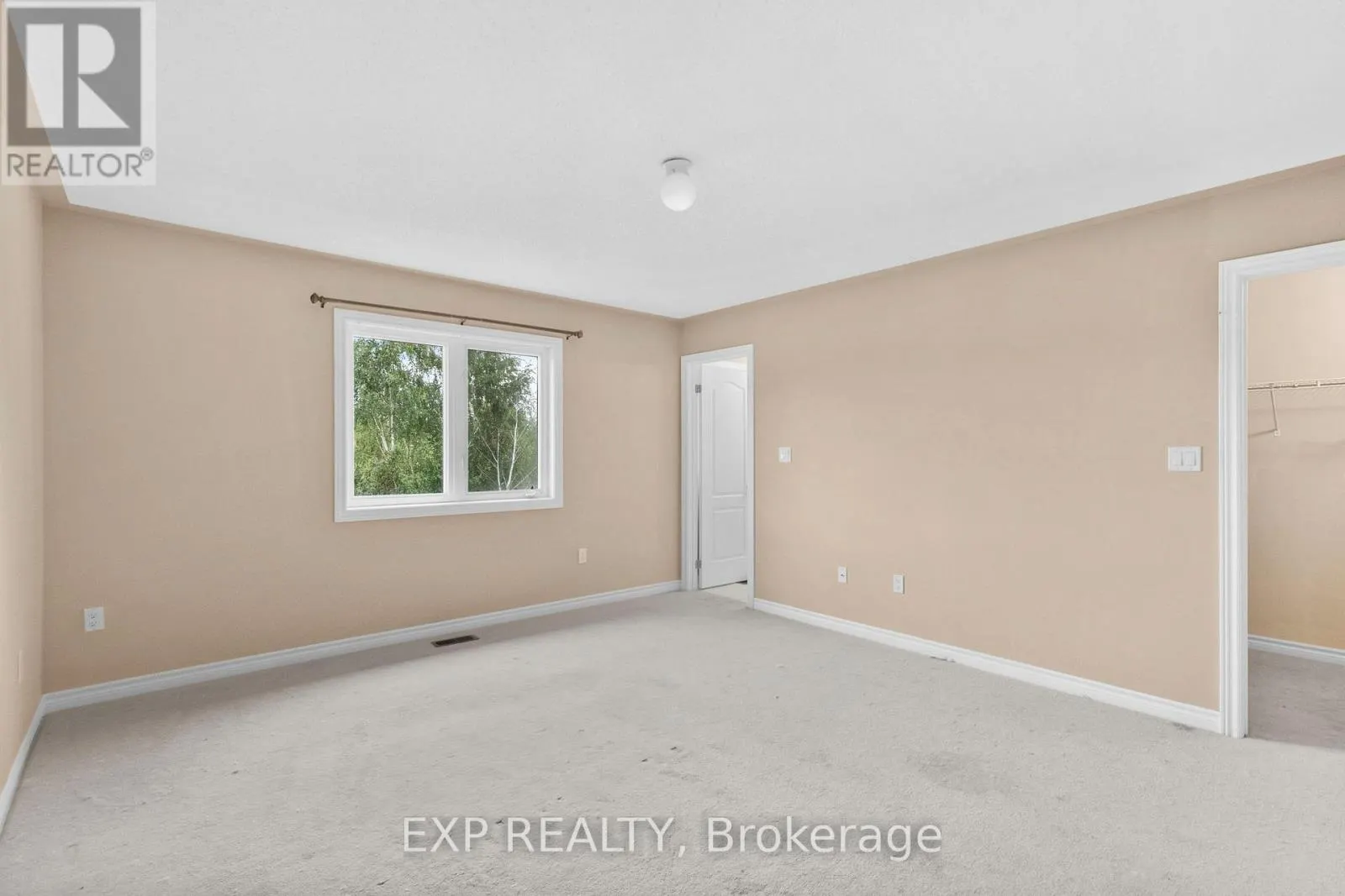 19 - 715 GRANDVIEW STREET N