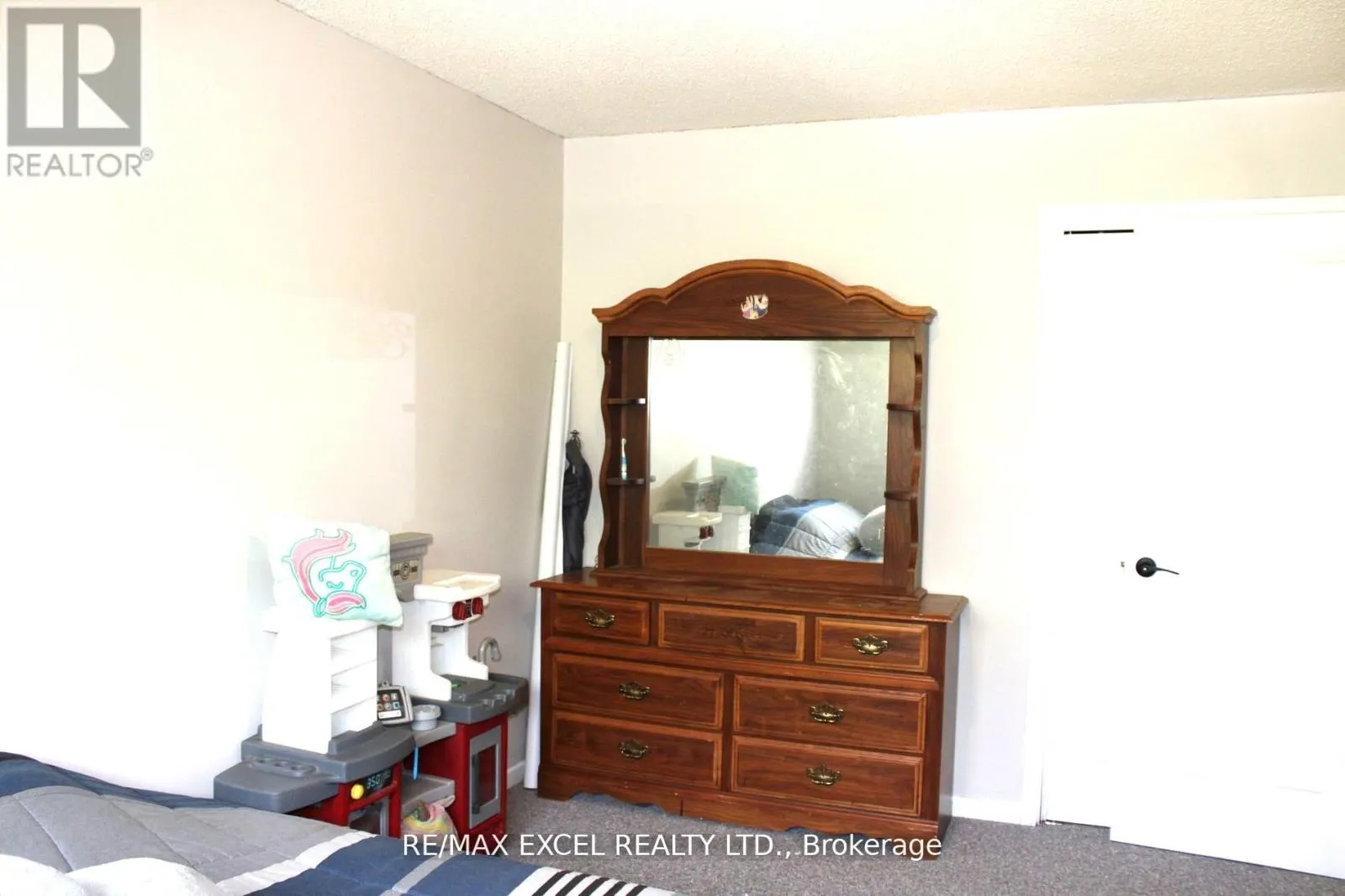 216 NORTHMINSTER COURT