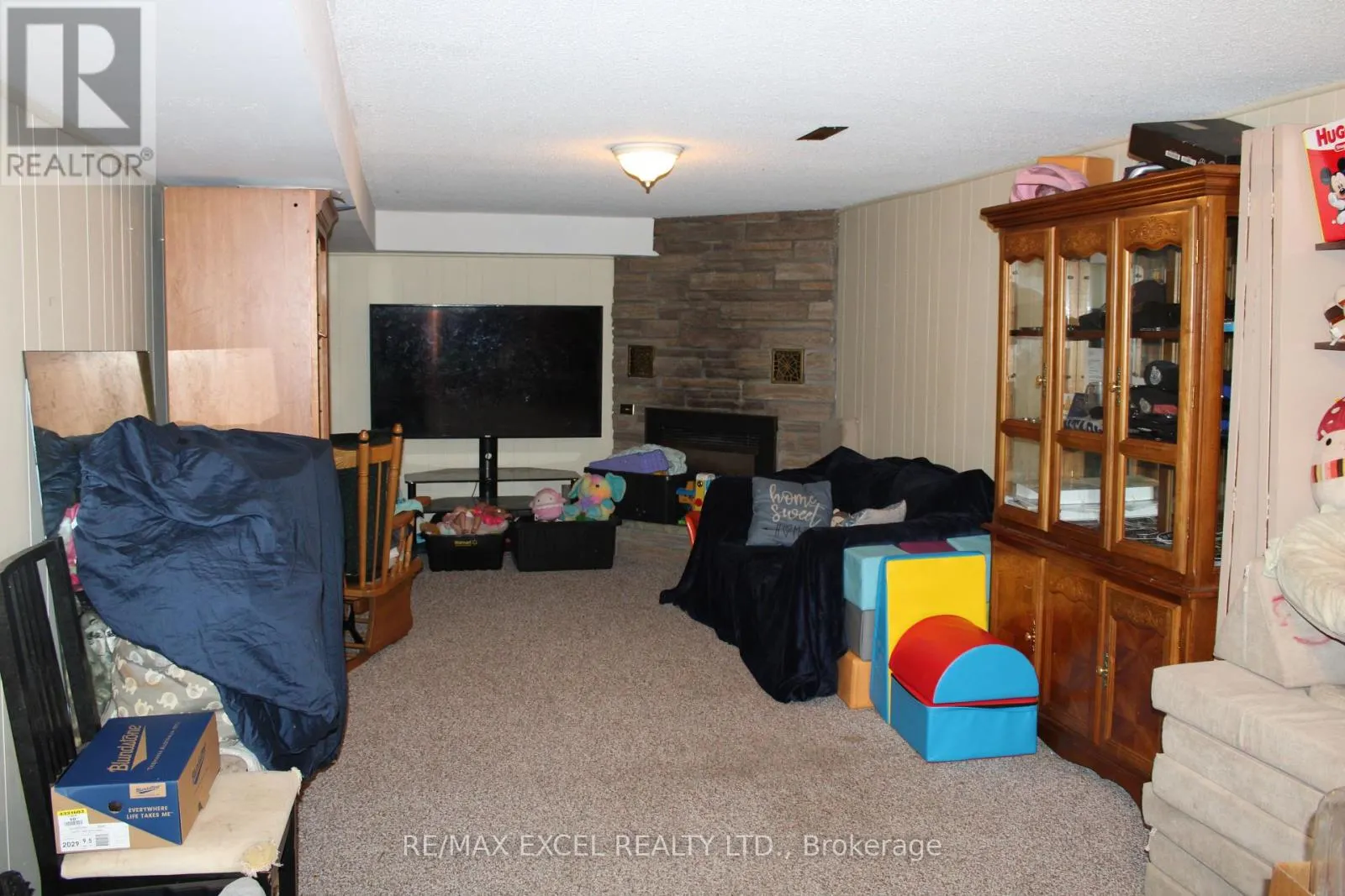 216 NORTHMINSTER COURT