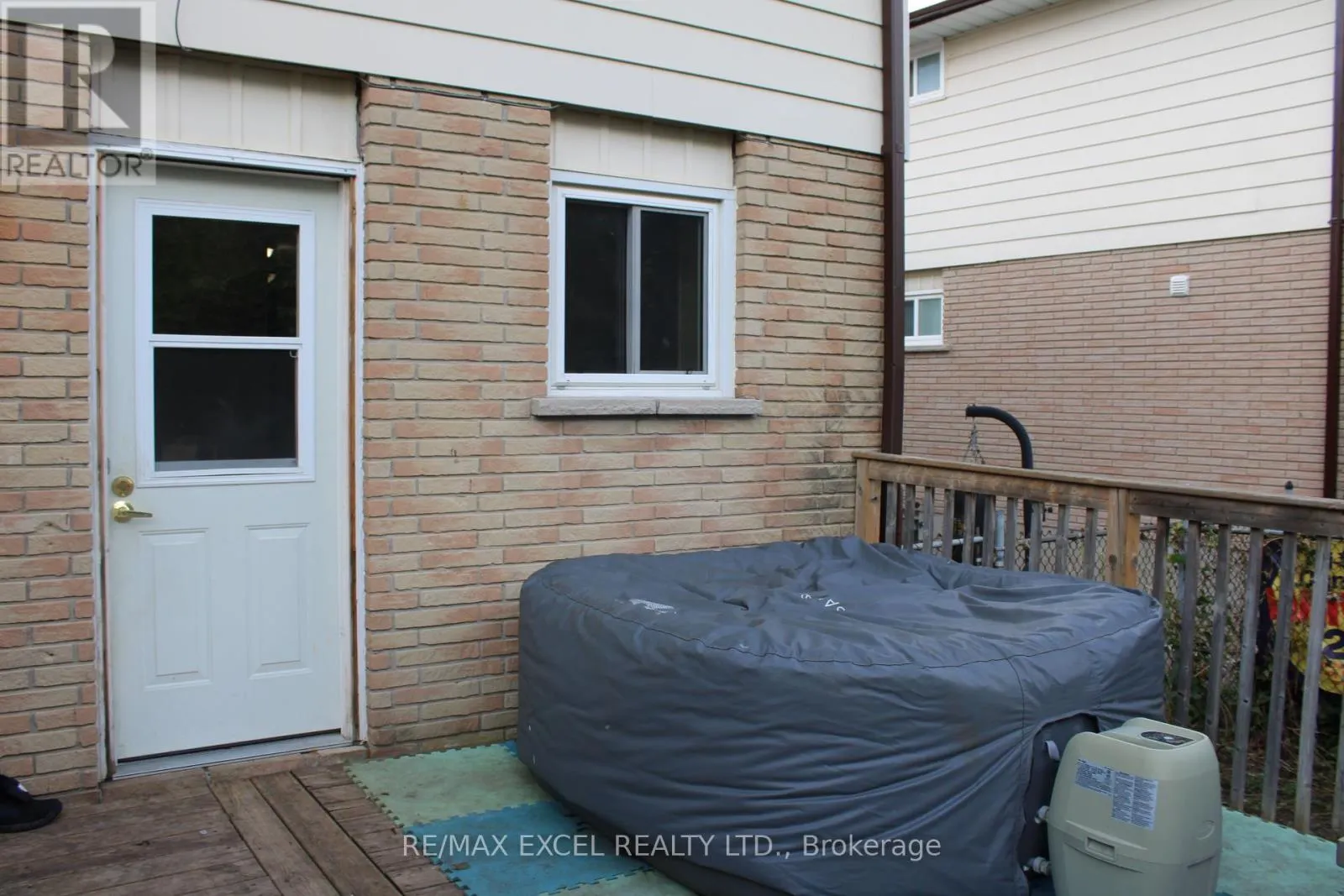 216 NORTHMINSTER COURT
