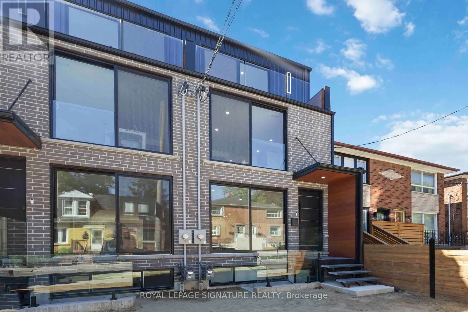 FURNISHED UPPER - 43A CUMMINGS STREET
