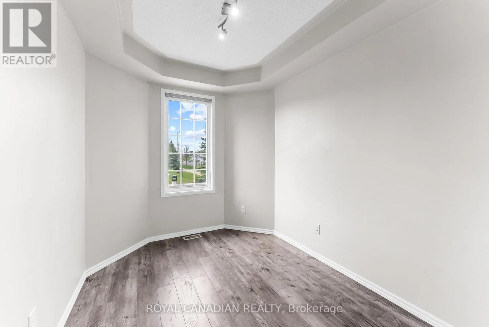 25 BRIND-SHERIDAN COURT