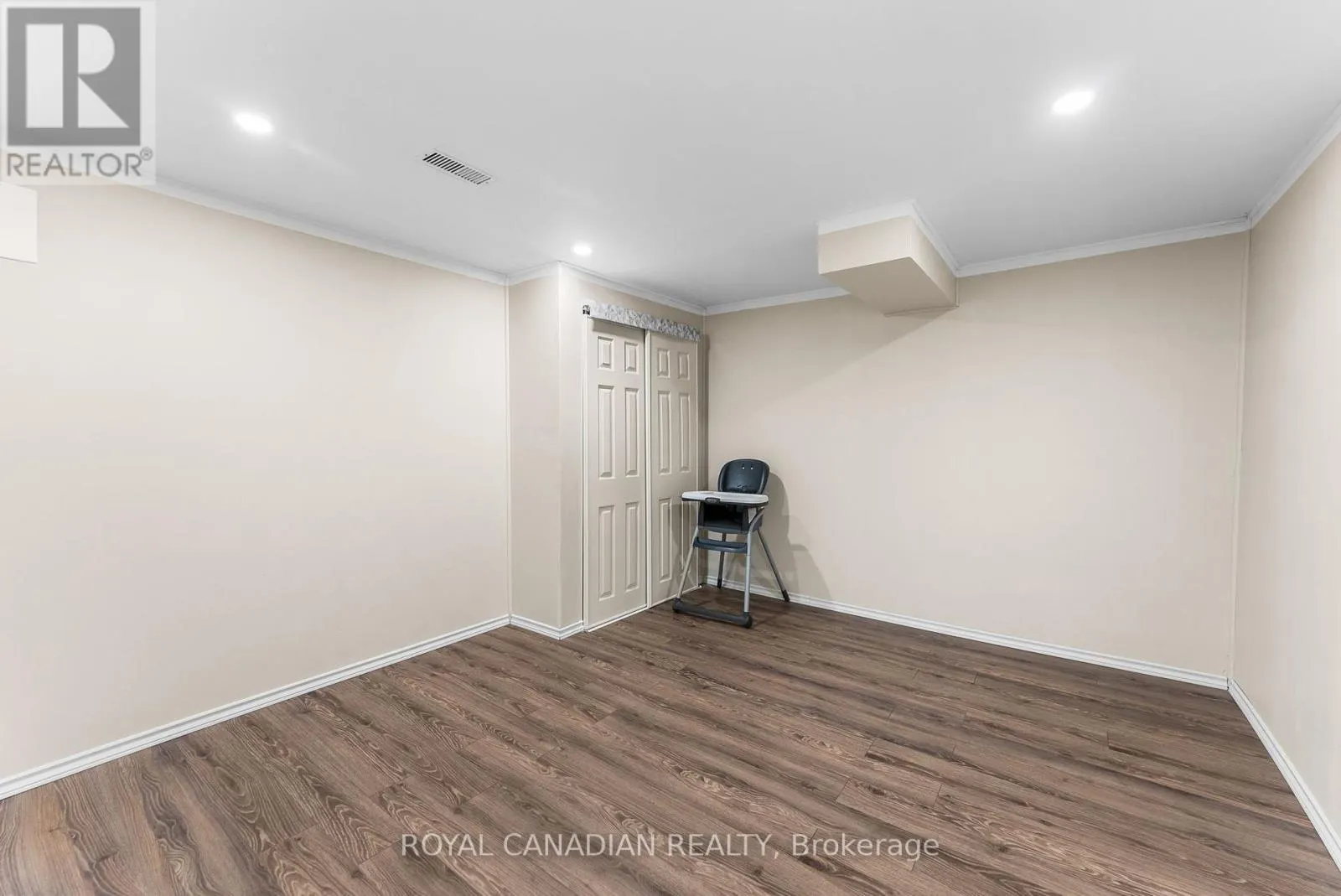 25 BRIND-SHERIDAN COURT