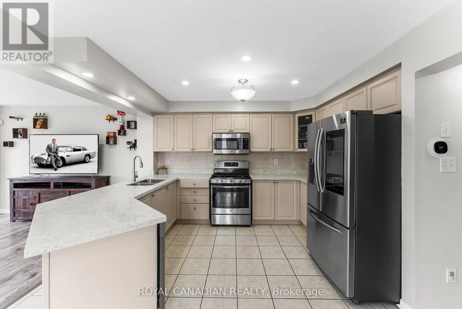 25 BRIND-SHERIDAN COURT