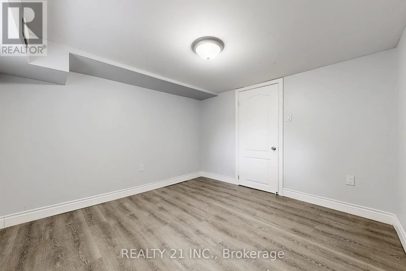 125 S WOODROW BOULEVARD