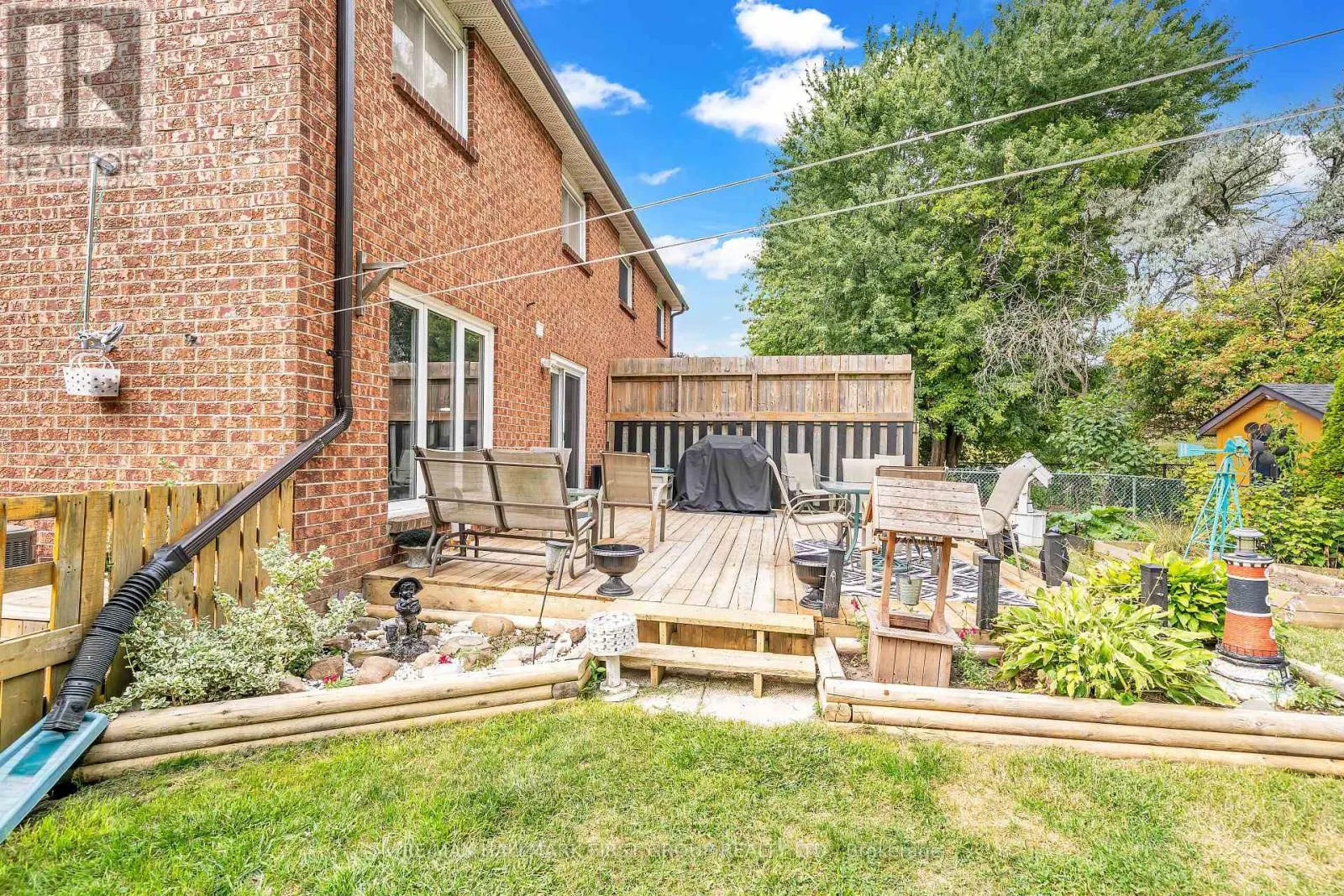 1138 TANZER COURT
