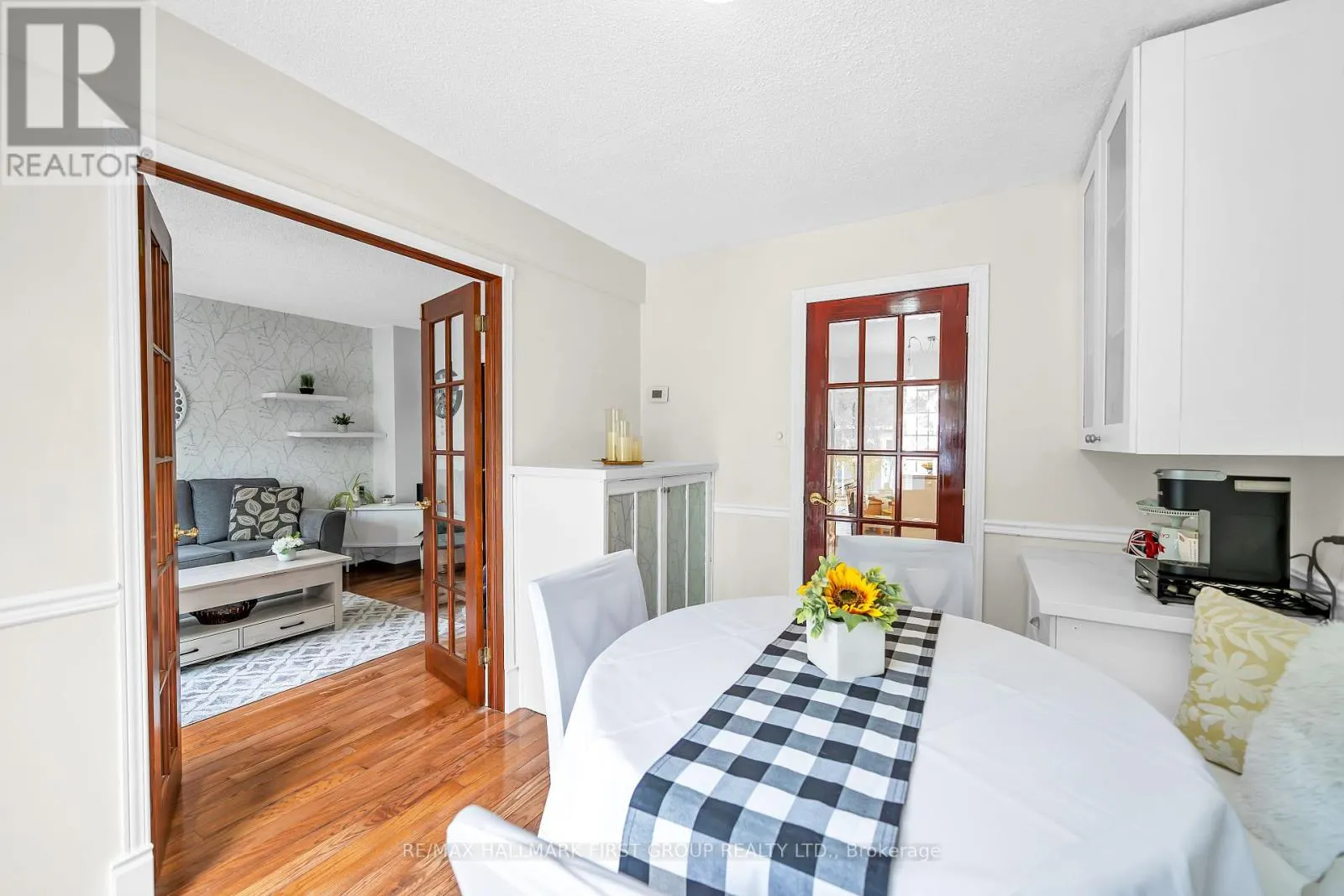 1138 TANZER COURT