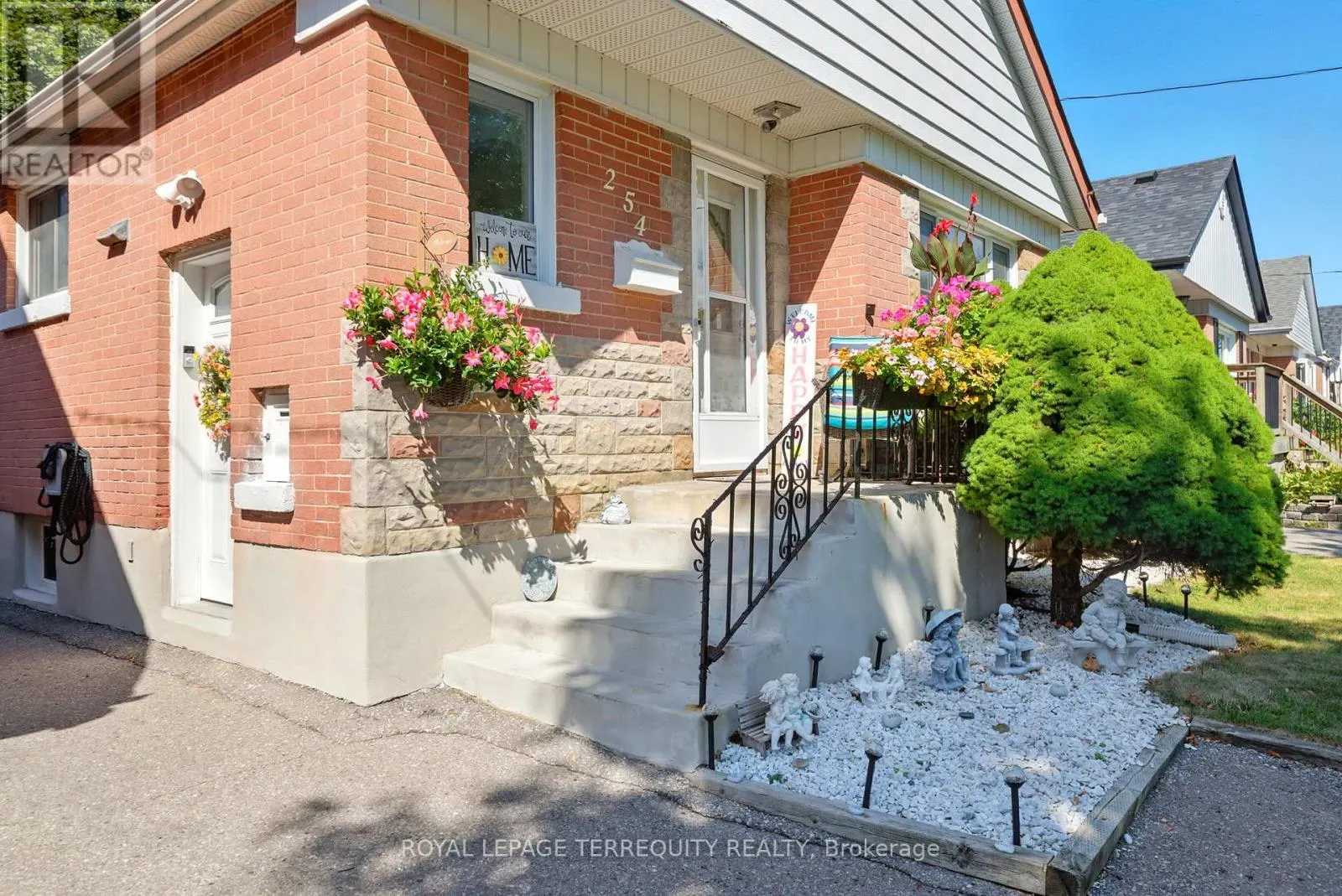254 CADILLAC AVENUE S