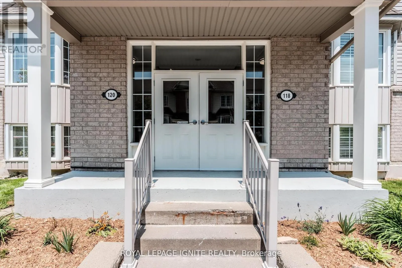 3 - 120 PETRA WAY