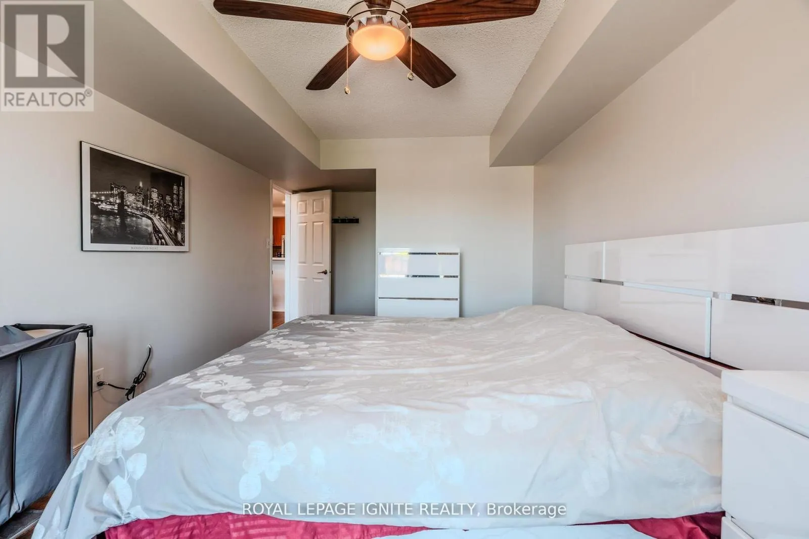 3 - 120 PETRA WAY