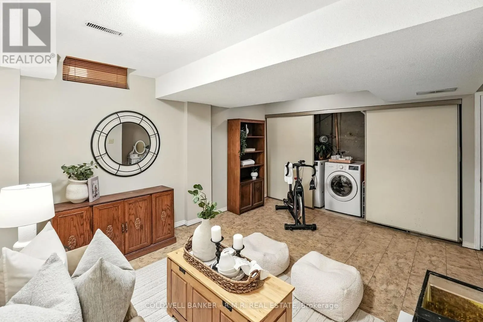 14 - 1801 NICHOL AVENUE, #14