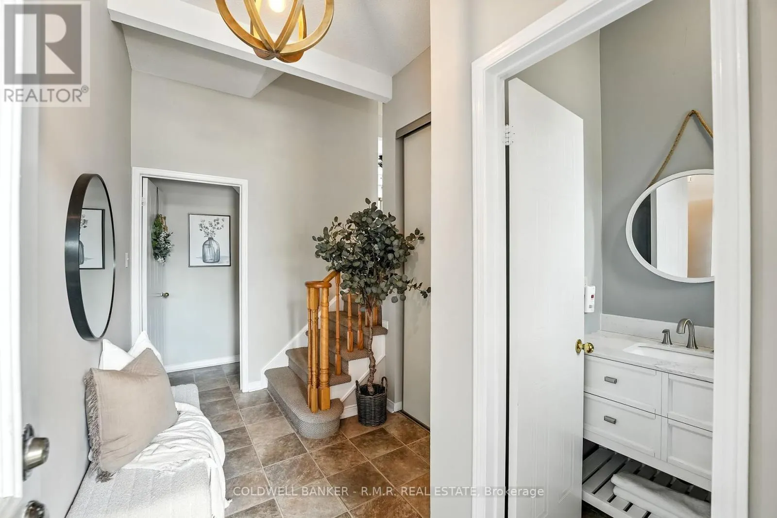 14 - 1801 NICHOL AVENUE, #14