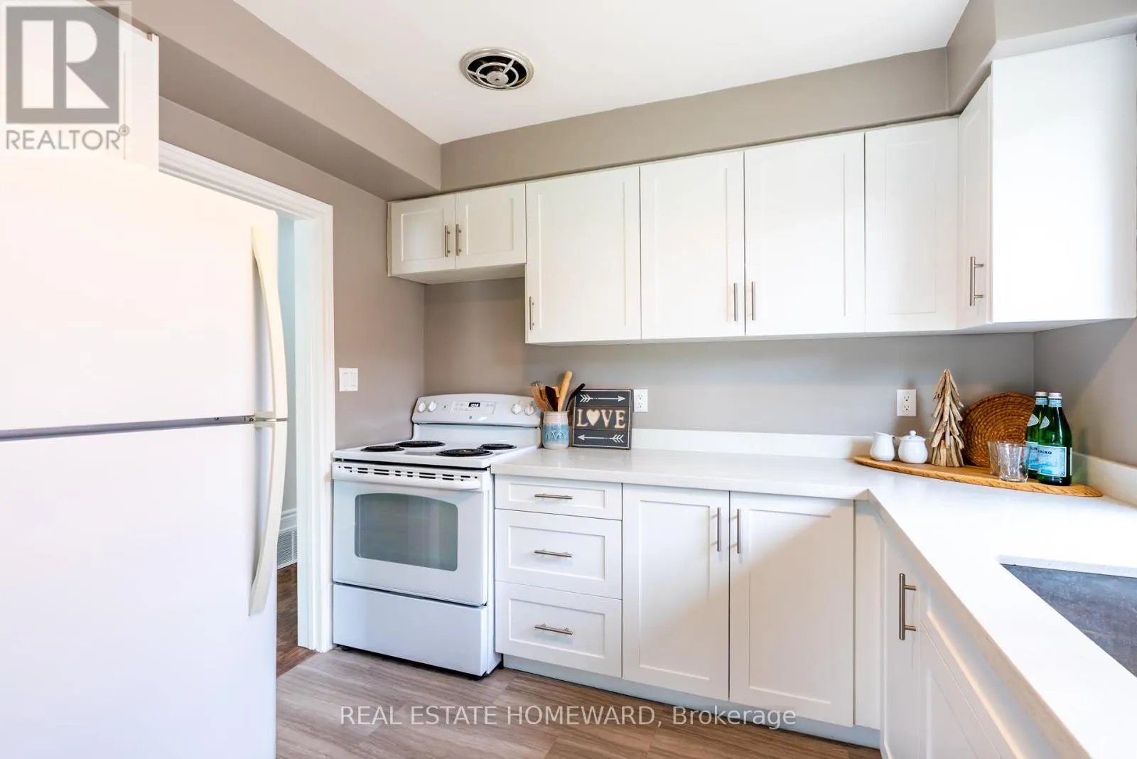 20 WOODGARDEN CRESCENT