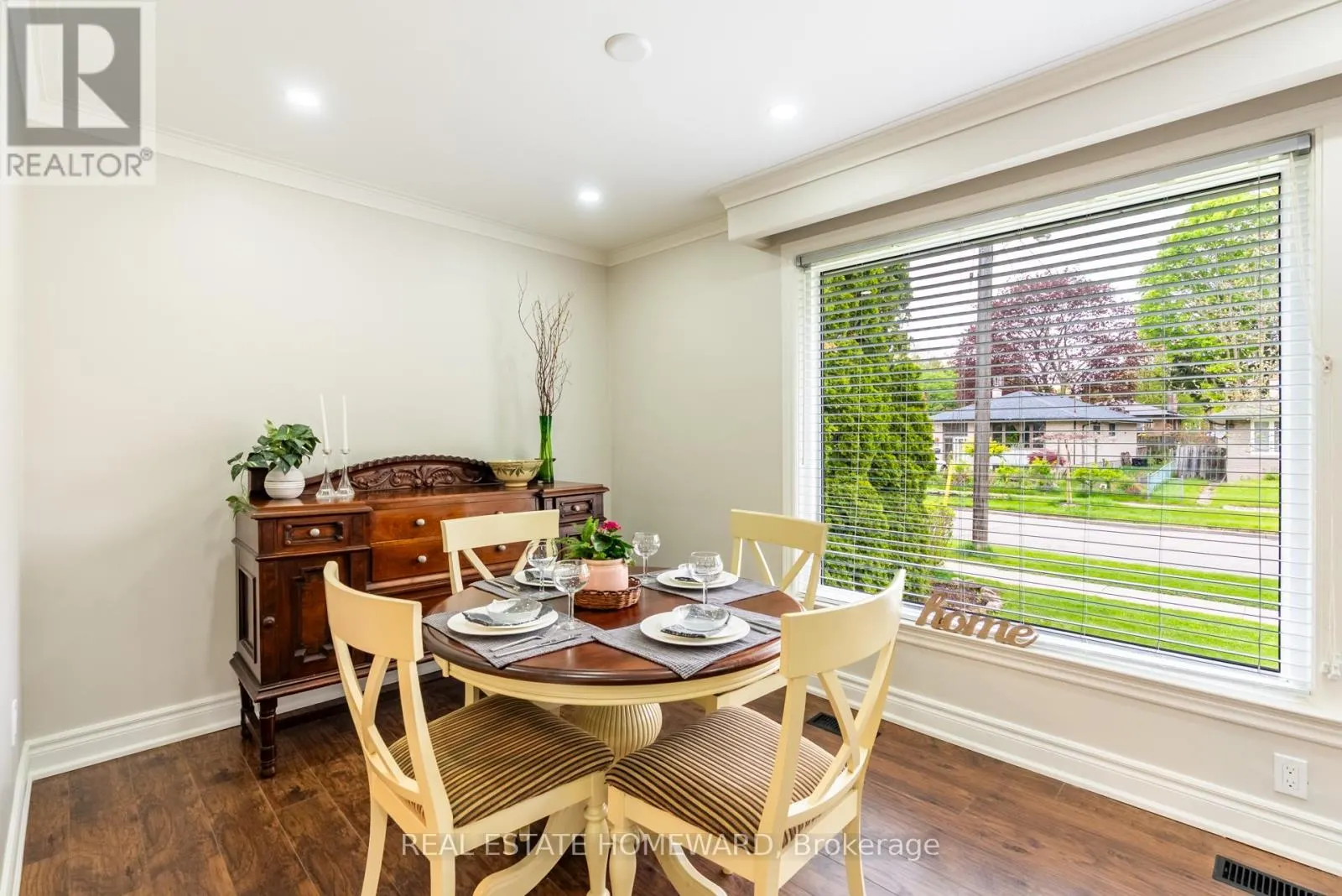 20 WOODGARDEN CRESCENT