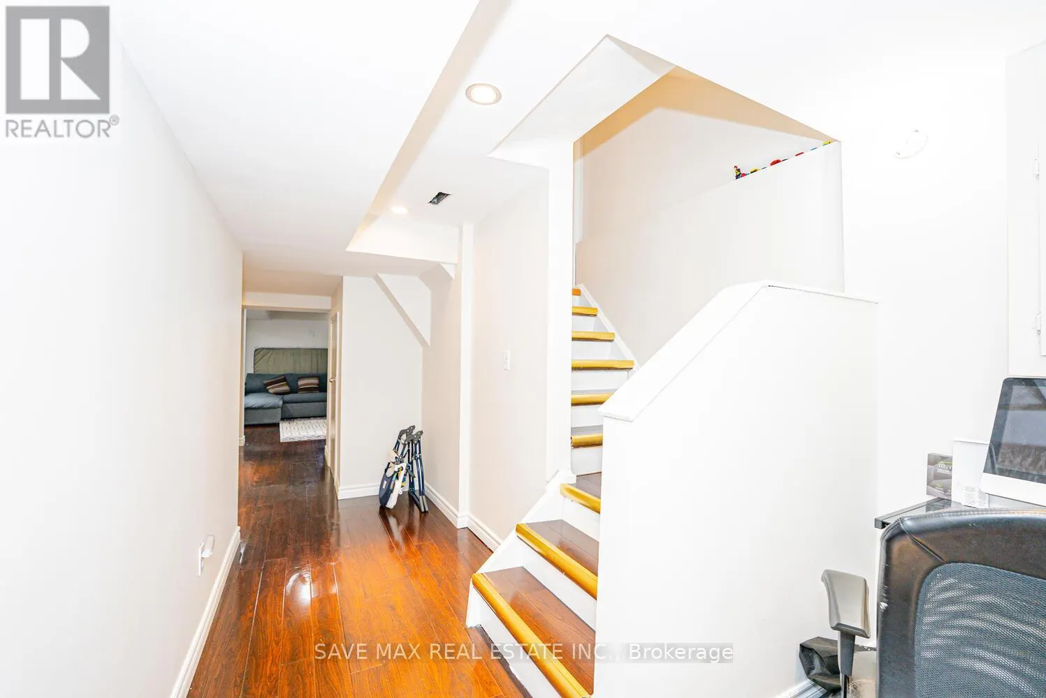 101 ALFORD CRESCENT
