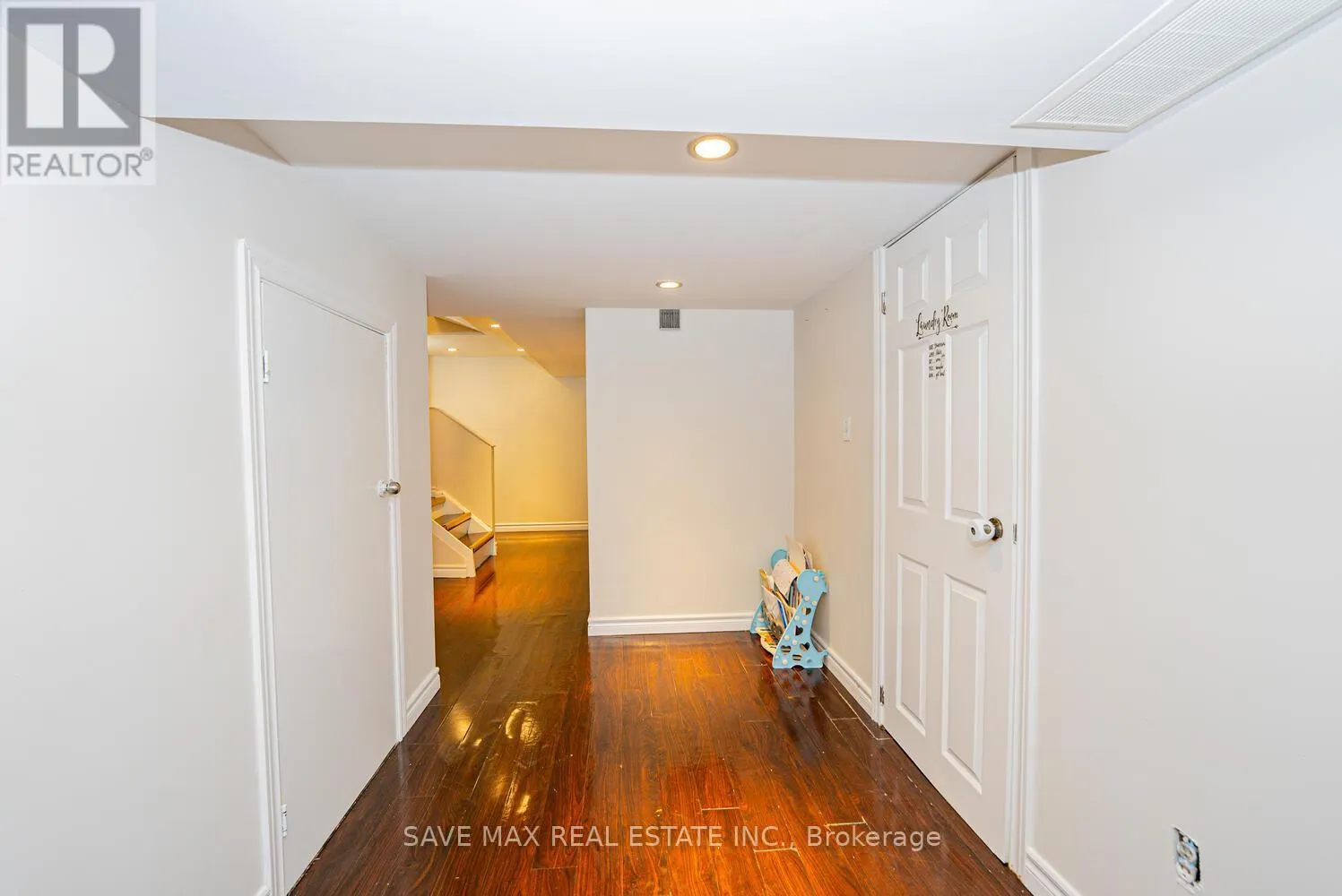 101 ALFORD CRESCENT