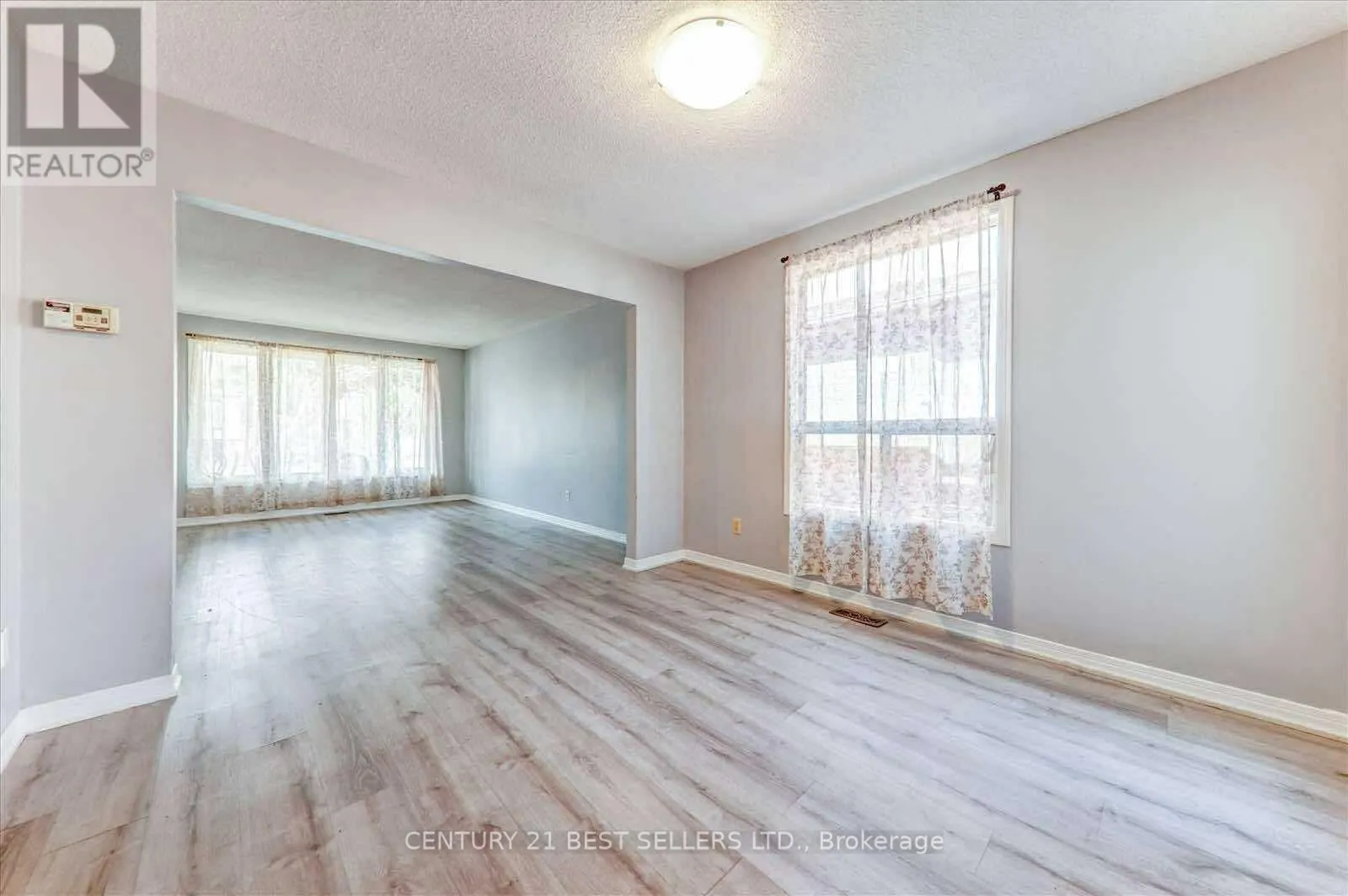 5 HARTSFIELD DRIVE