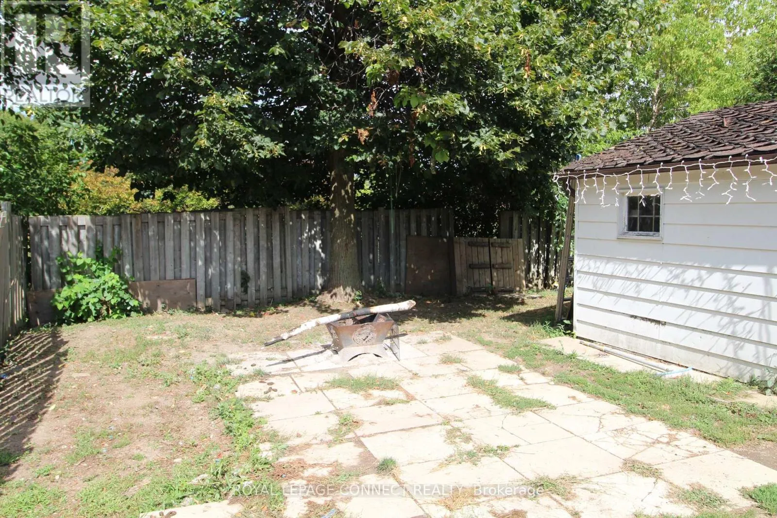 132 ELLENDALE DRIVE