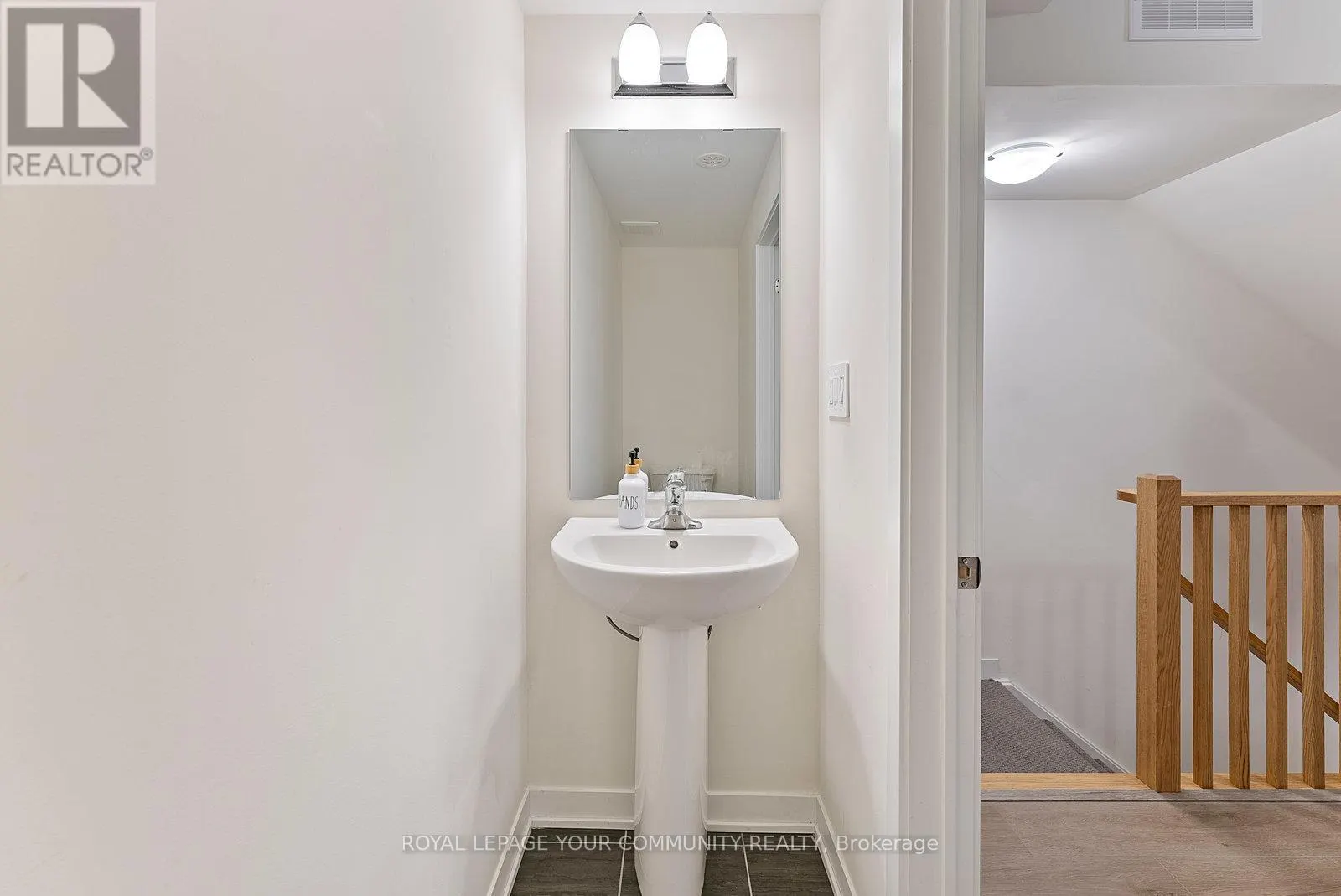 117 - 755 OMEGA DRIVE