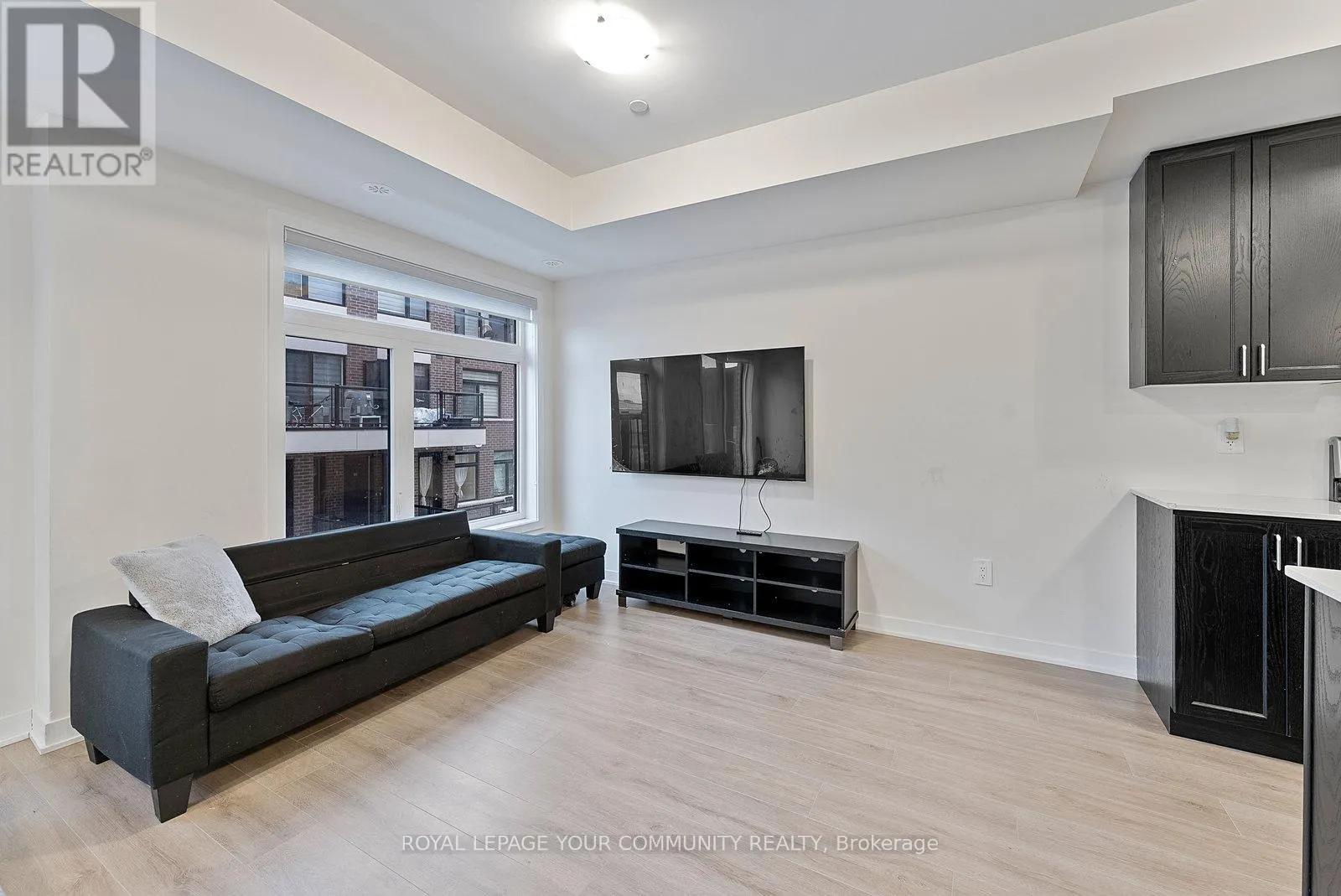 117 - 755 OMEGA DRIVE