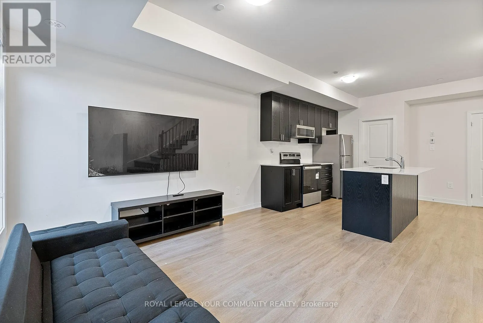 117 - 755 OMEGA DRIVE