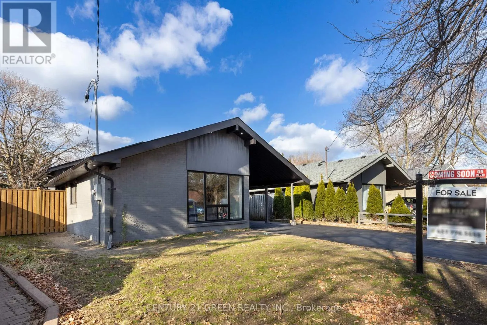 32 BROOKRIDGE DRIVE