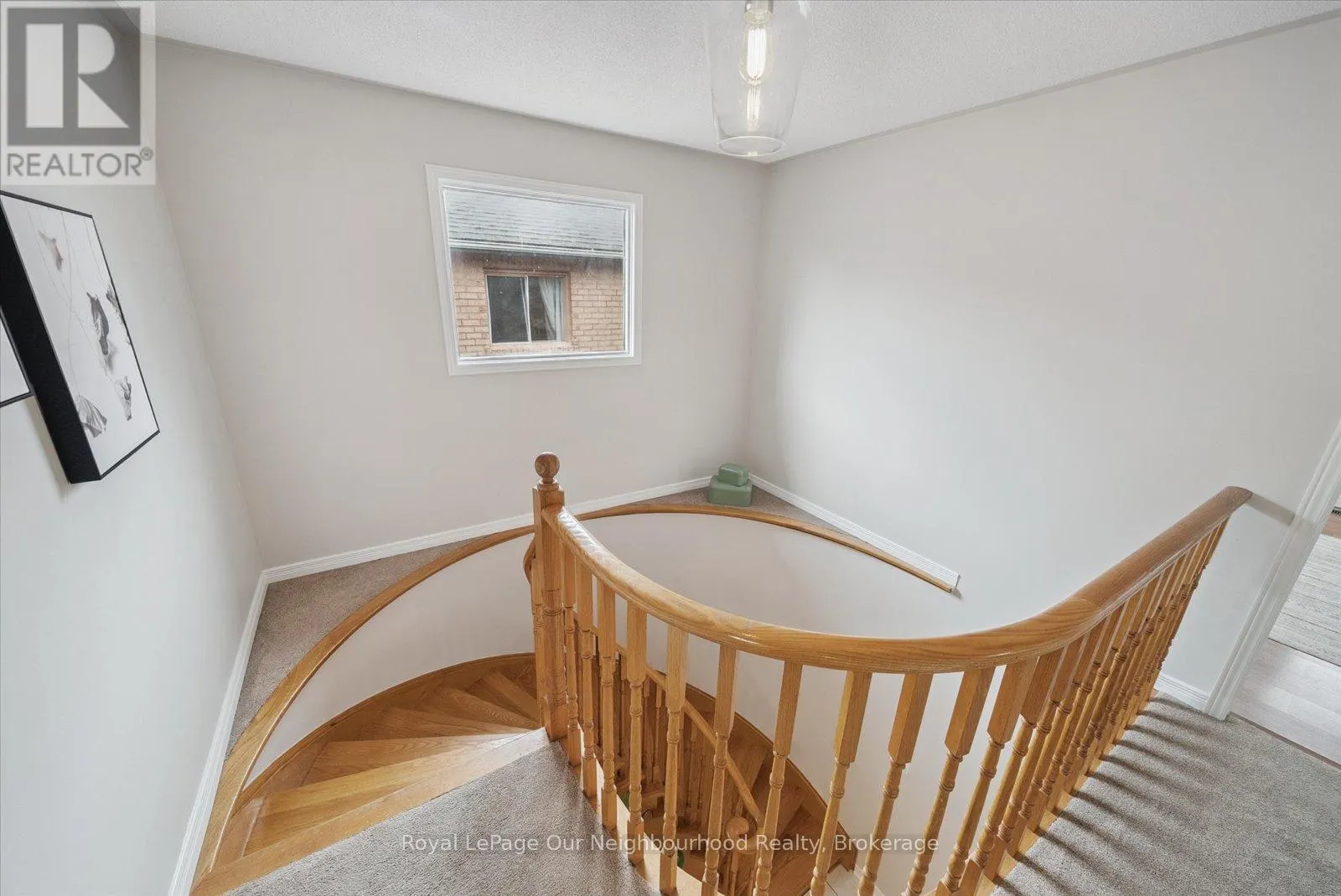 43 RINGWOOD DRIVE