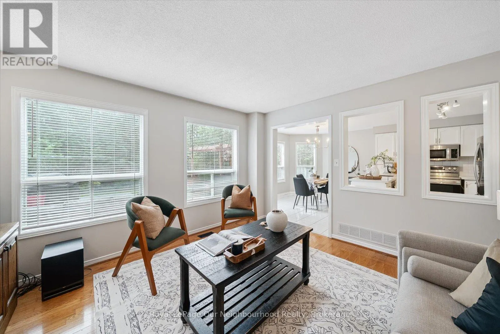 43 RINGWOOD DRIVE
