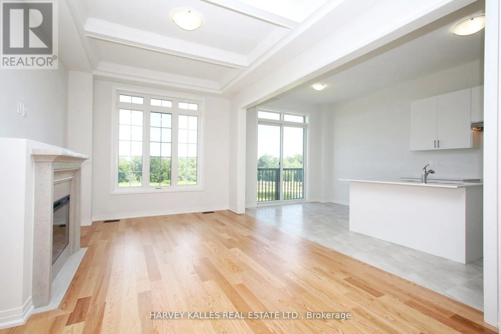 1077 ZIRCON MANOR