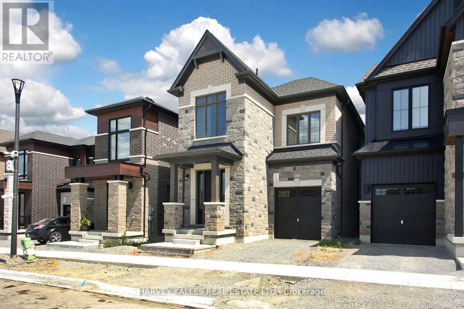 1077 ZIRCON MANOR