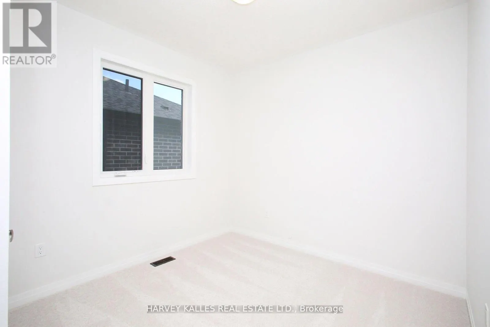 1077 ZIRCON MANOR