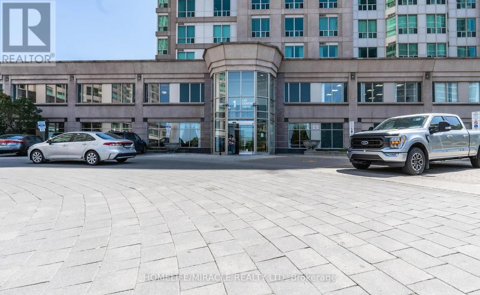 1506 - 1 LEE CENTRE DRIVE