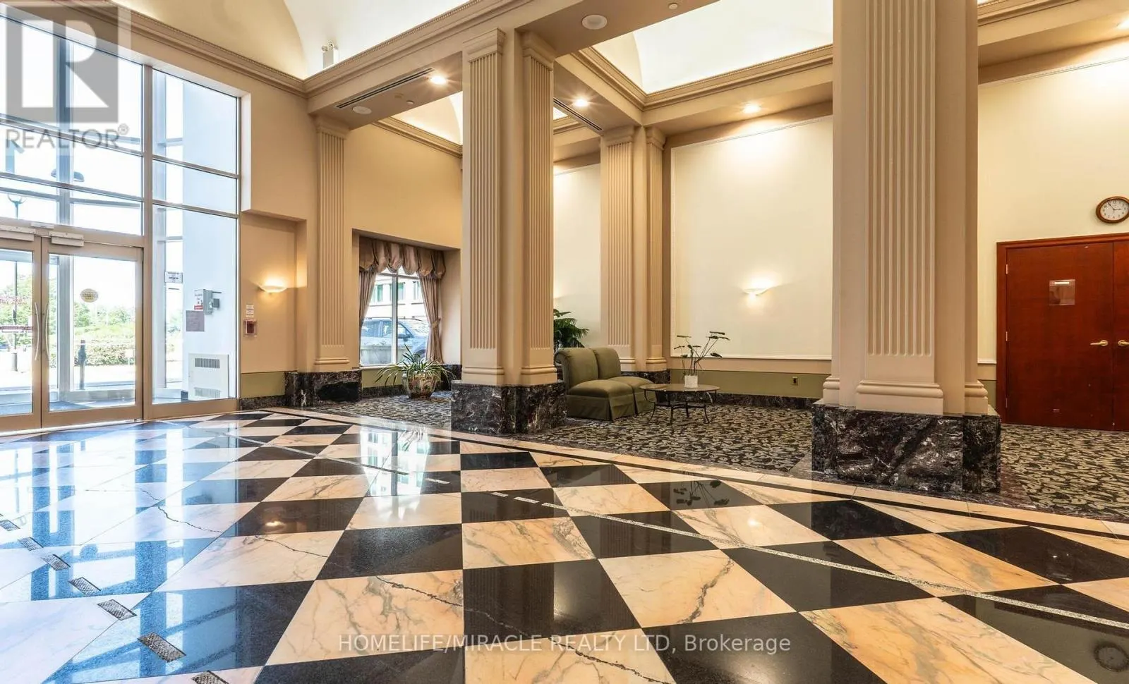 1506 - 1 LEE CENTRE DRIVE