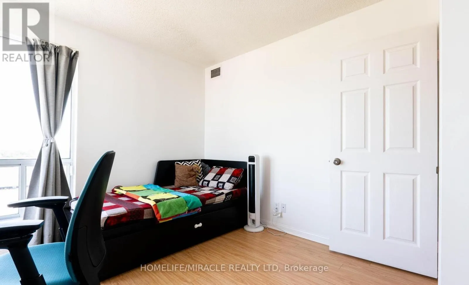 1506 - 1 LEE CENTRE DRIVE